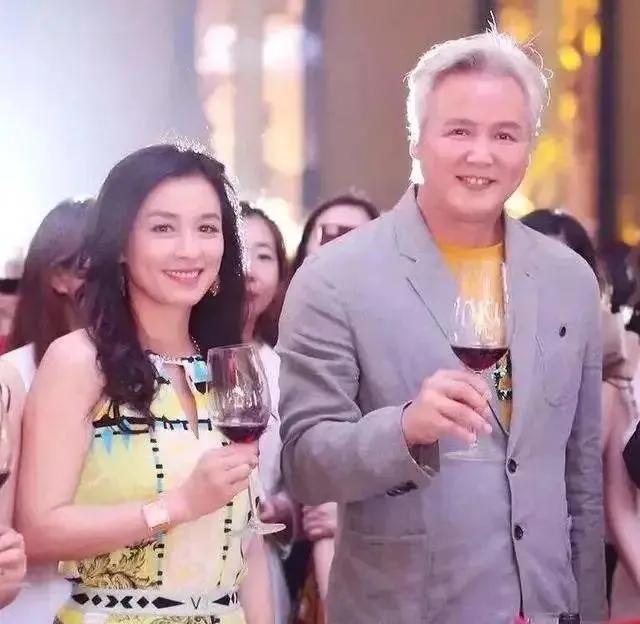 微商的基本模式和套路大全,微商的整套底层逻辑