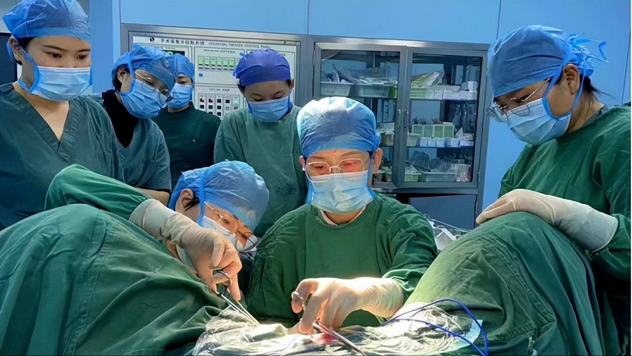 60岁老人子宫脱垂全切手术要多久,子宫脱垂呼和浩特手术