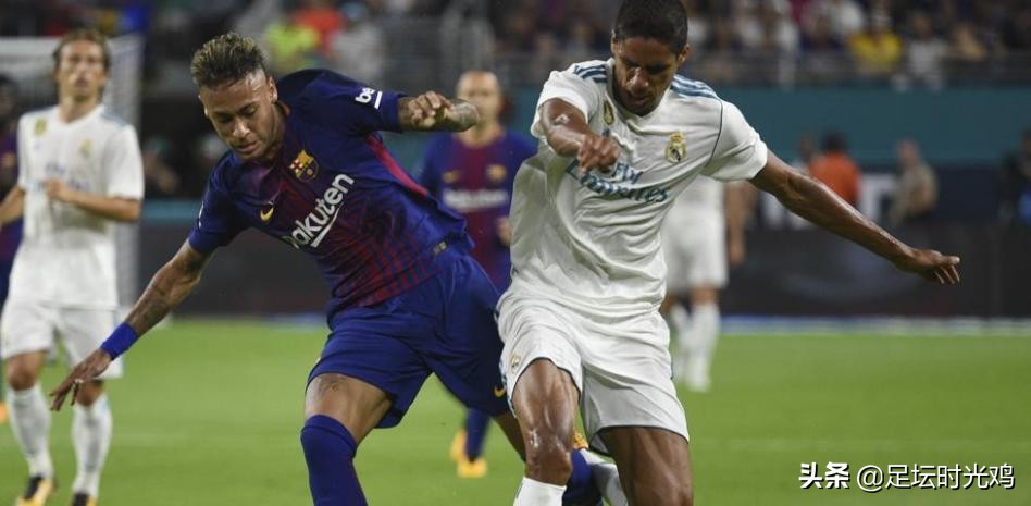 06年西班牙德比皇马对阵巴萨4比2,2013西班牙国家德比巴萨和皇马