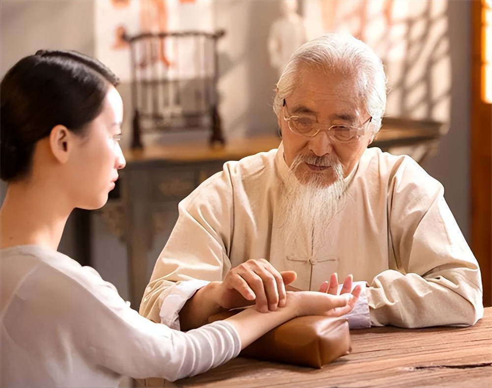 国医大师何任膀胱癌,中医专家谈癌细胞治愈