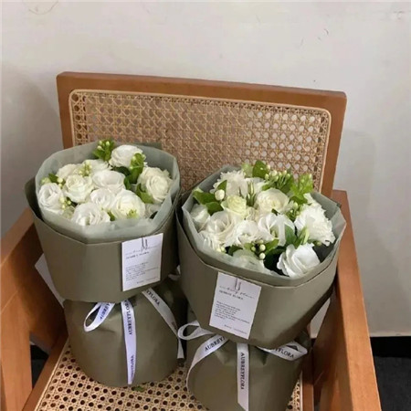 微信聊天背景图片2022最火爆简约,微信聊天背景图关于2024