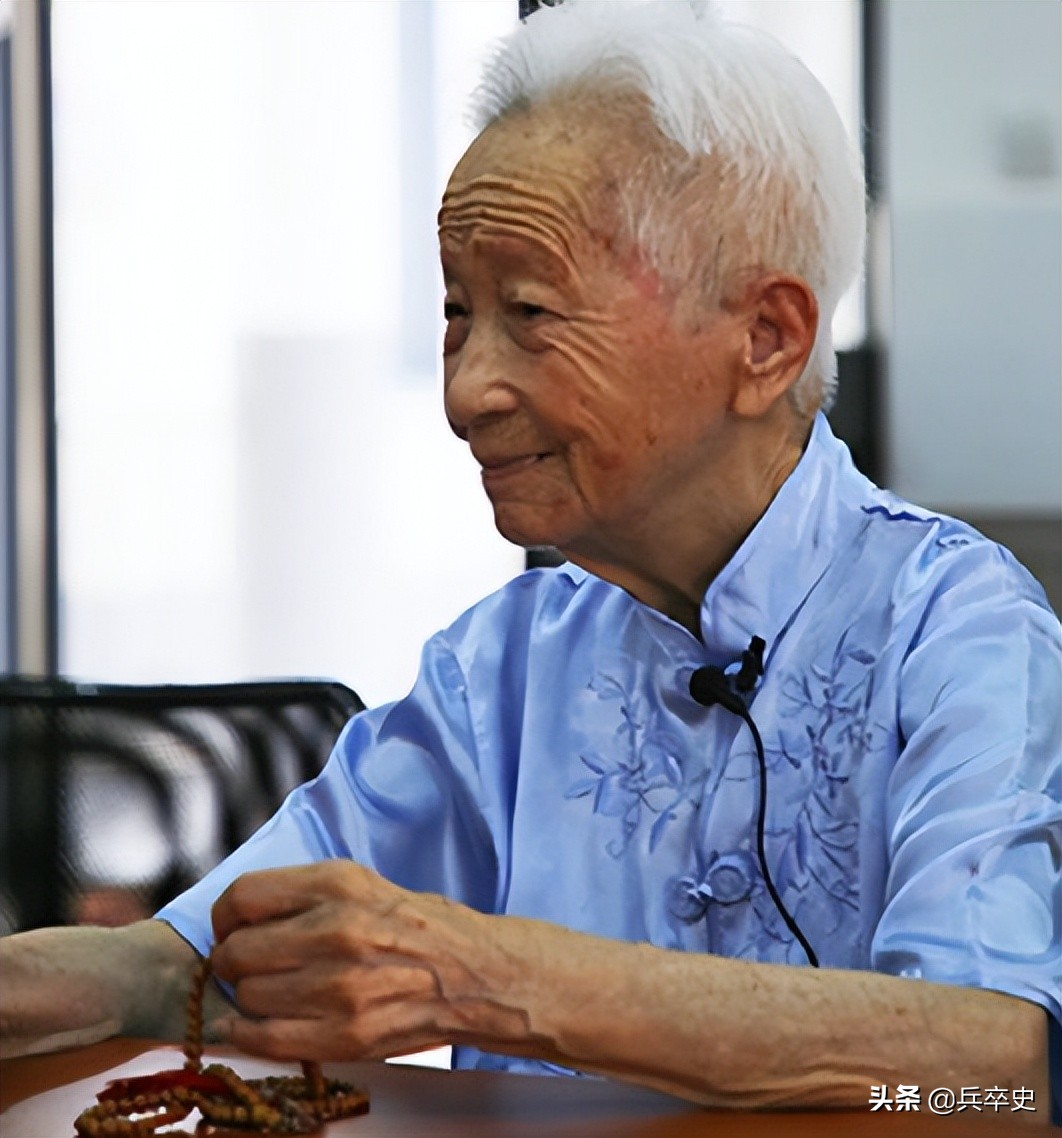 上海嘉定:70岁老太“众筹”买一栋楼,抱团养老21年:比家里自在