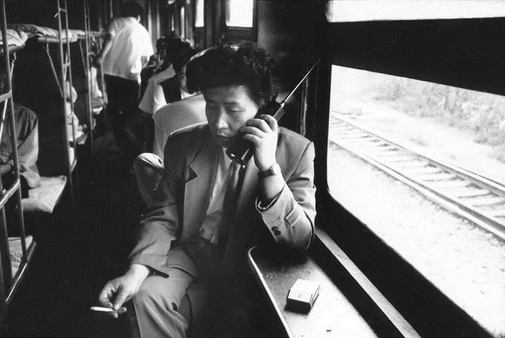 不同年代的人眼中的bb机,大哥大bb机现状