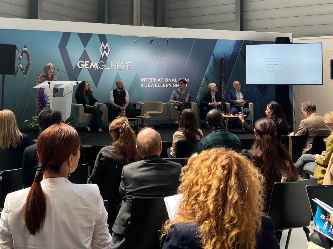 时隔3年又来日内瓦珠宝展大寻宝，竟然还见到了JAR真身！