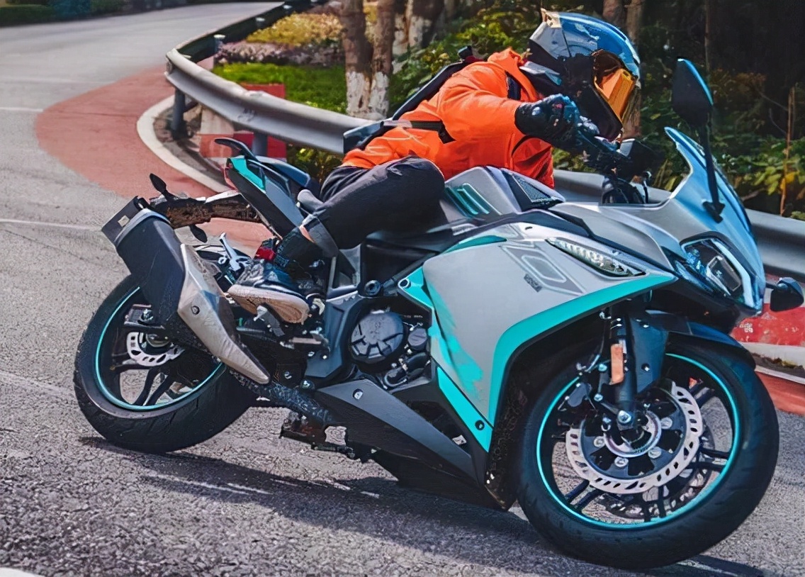 无极300rr和什么车很像,无极300rr20款评测