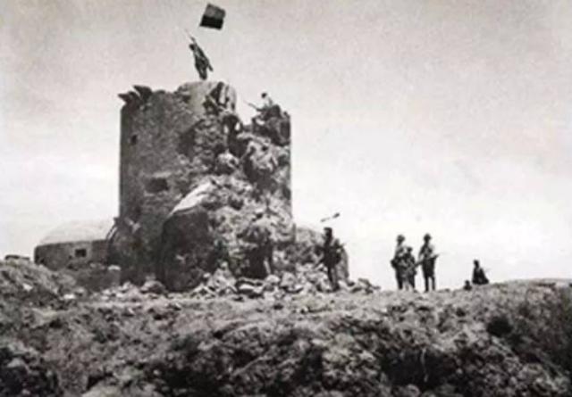 *刀刺**送最后的日本鬼子上路，抗战胜利三年后，*向前徐**对阵侵华日军