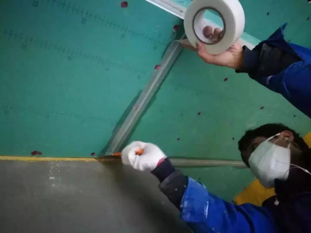 刚装修好吊顶开裂什么原因,吊顶怎么装修才能省钱又好看