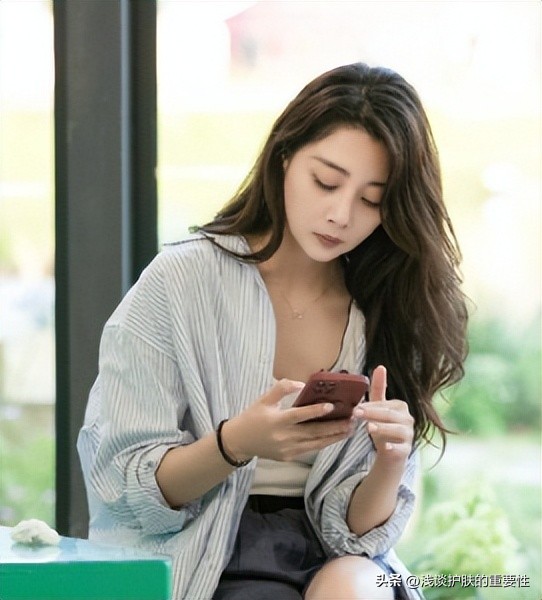 深层补水保湿美白护肤品,淡斑深层补水护肤品