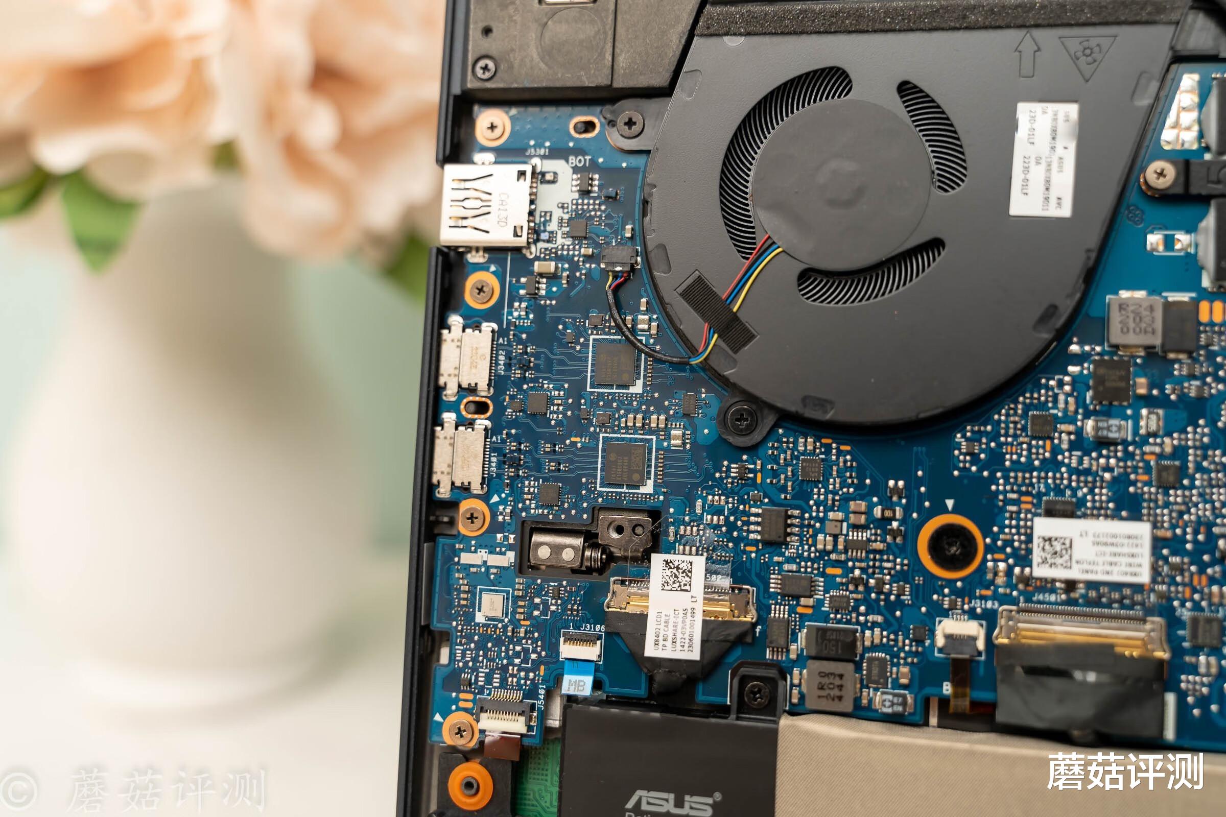 华硕灵耀x双屏pro2022是游戏本吗,华硕灵耀x4k双屏pro2022笔记本