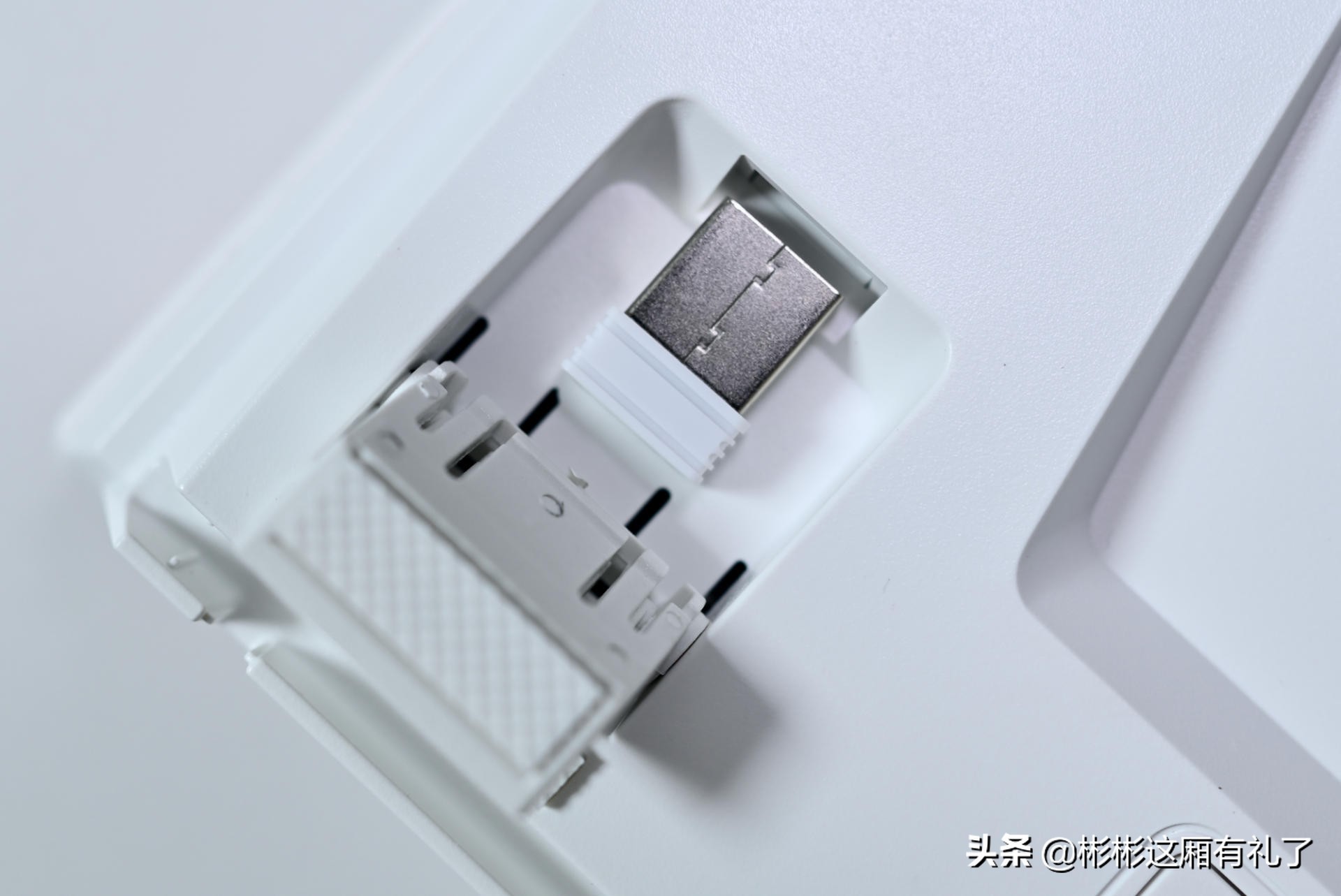 白色高光推荐测评,推荐十款桌面好物