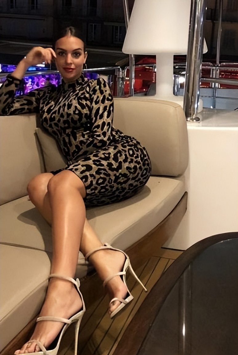 国家队太太团颜值排名,2018世界杯太太团惊艳全场