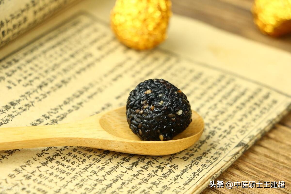 一活动头上就大汗淋漓是不是肾虚,一活动就满头大汗是什么病