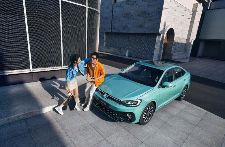 大众朗逸新锐跟新款轩逸哪个更好,朗逸plus1.5l对比轩逸1.6哪个省油