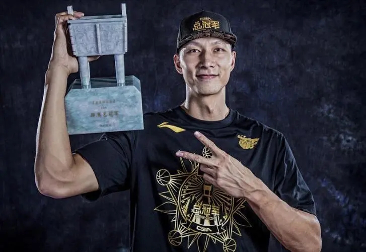 宏远朱芳雨新消息,广东宏远队队员名单任骏飞