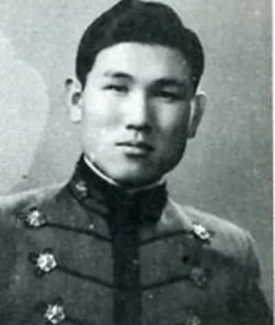 婚内出轨总统女婿，让财阀为她坐牢，做了20年*妇情**后真要上位了？