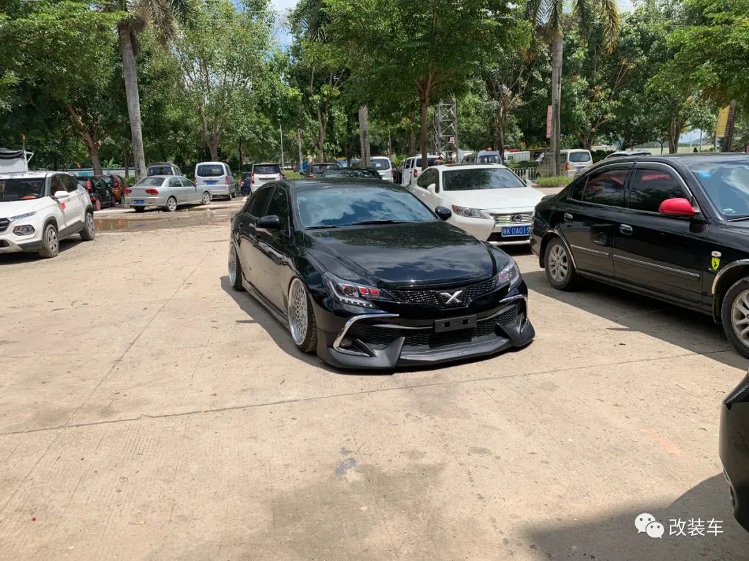 丰田锐志改低趴真实图片,丰田锐志低姿态改装的价格表