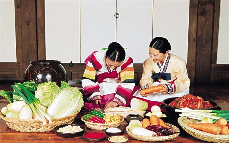 一颗白菜90元，韩国面临泡菜危机，山东小镇掌控韩国人泡菜自由