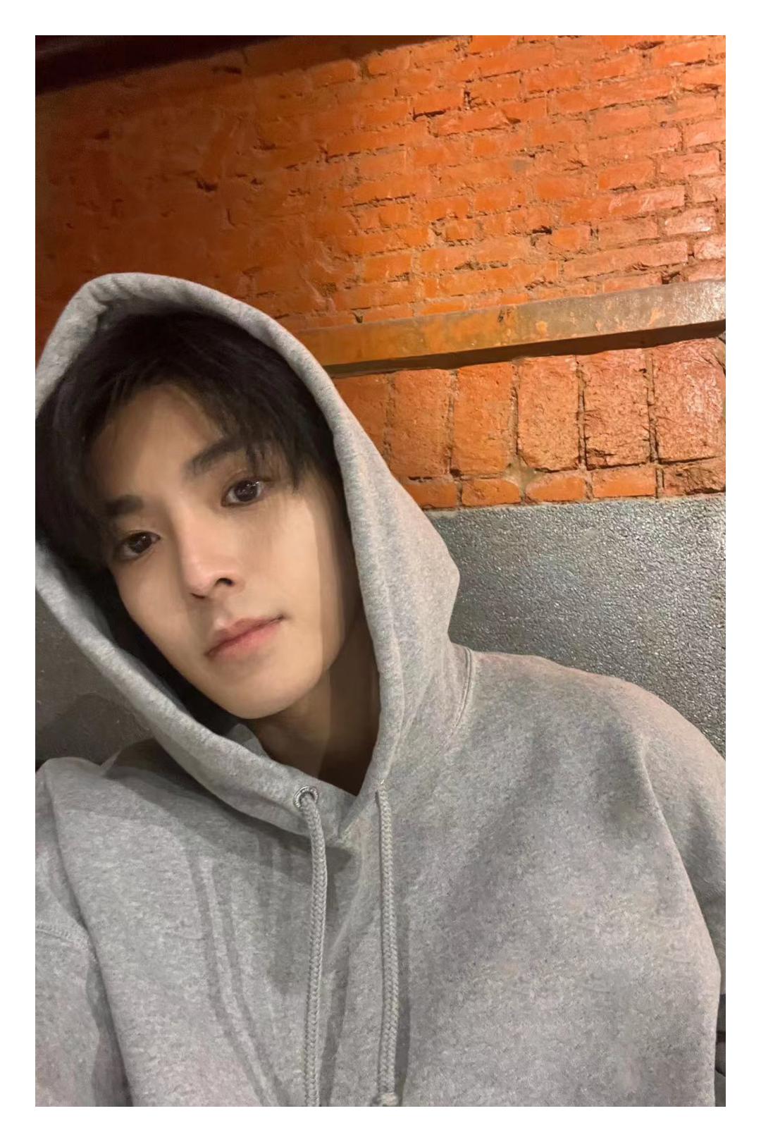 侯明昊最近在横店拍戏吗,侯明昊横店最新路途