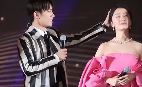 三金影后霸凌,马思纯周冬雨刘昊然电影