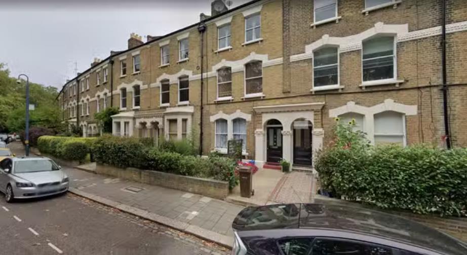 一年不一定出一套！无数人在伦敦这些地方排队等房，一房难求