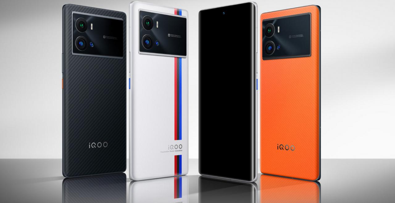 折叠屏手机vivoxfold和vivo手机,vivo首款折叠屏xfold亮相