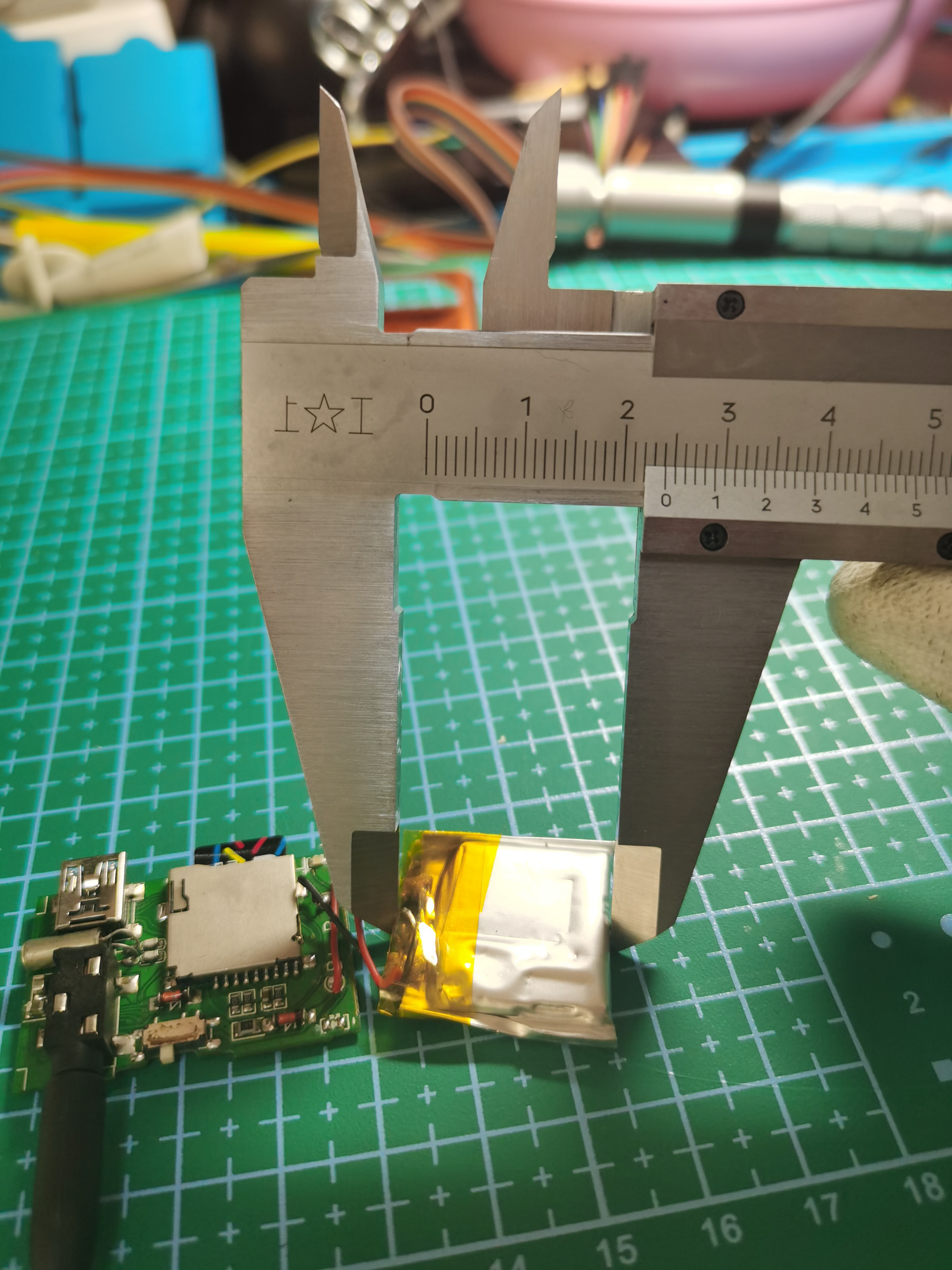 mp3充不进电什么原因,mp3充不进电