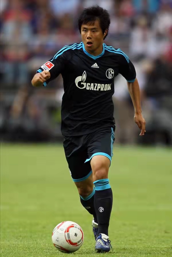 蒿俊闵德甲实力如何评价,蒿俊闵在德甲首发过几次