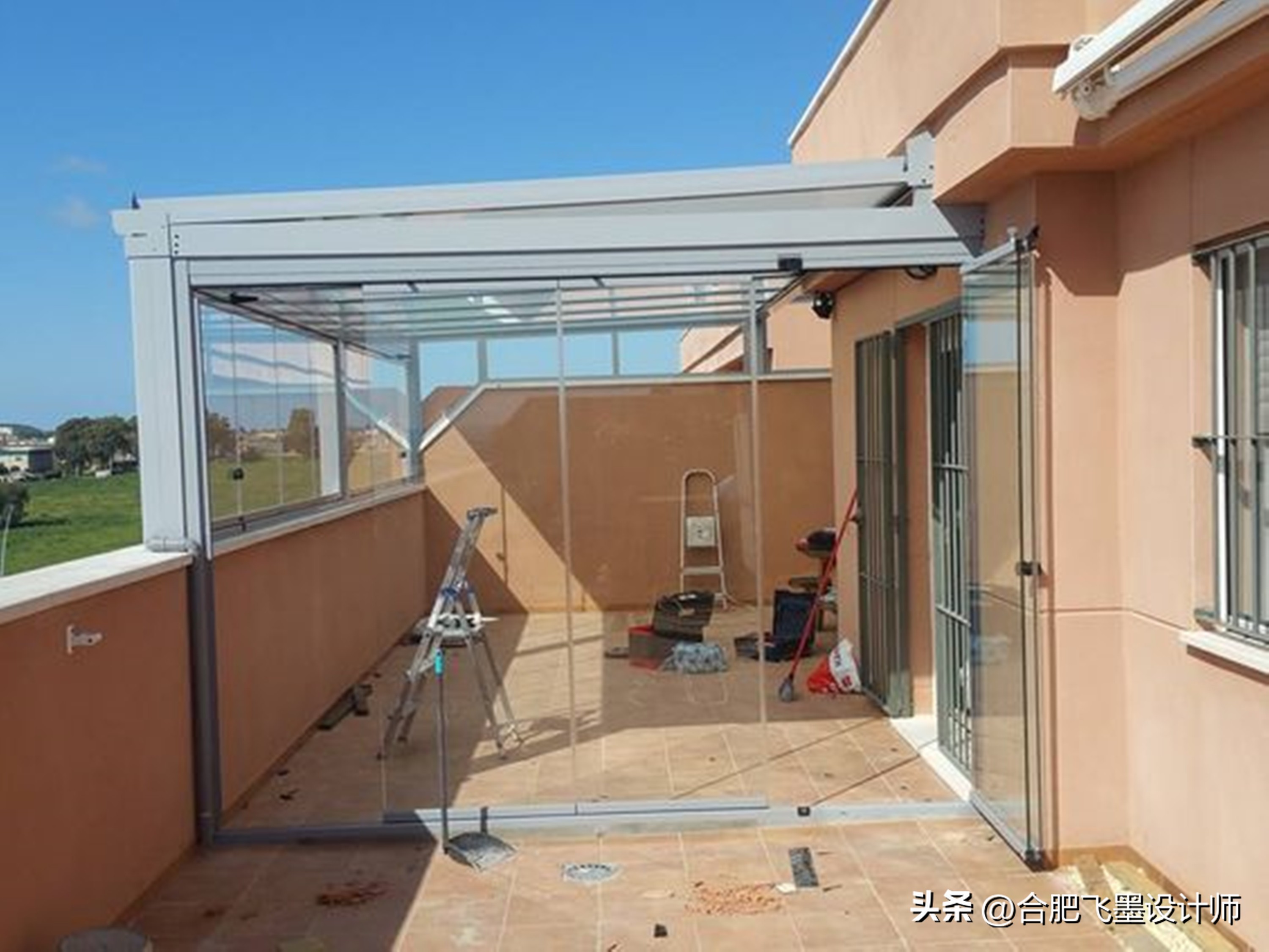 超大阳台怎么封一半最省钱,小阳台能否实现封一半留一半