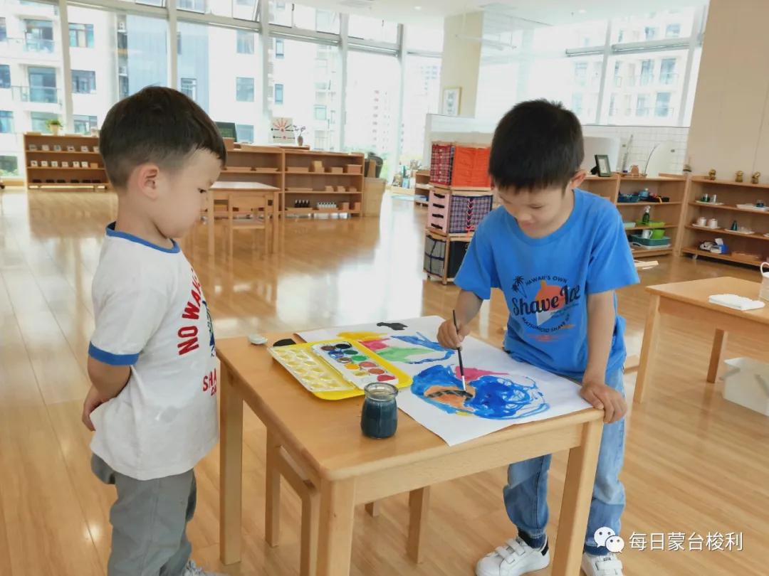 孩子窝里横外面胆小怎么解决,孩子胆小懦弱窝里横