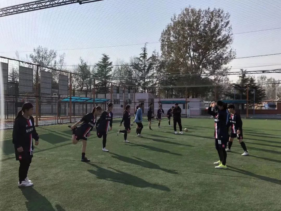 城阳十五中足球队,城阳十五中市长杯足球比赛