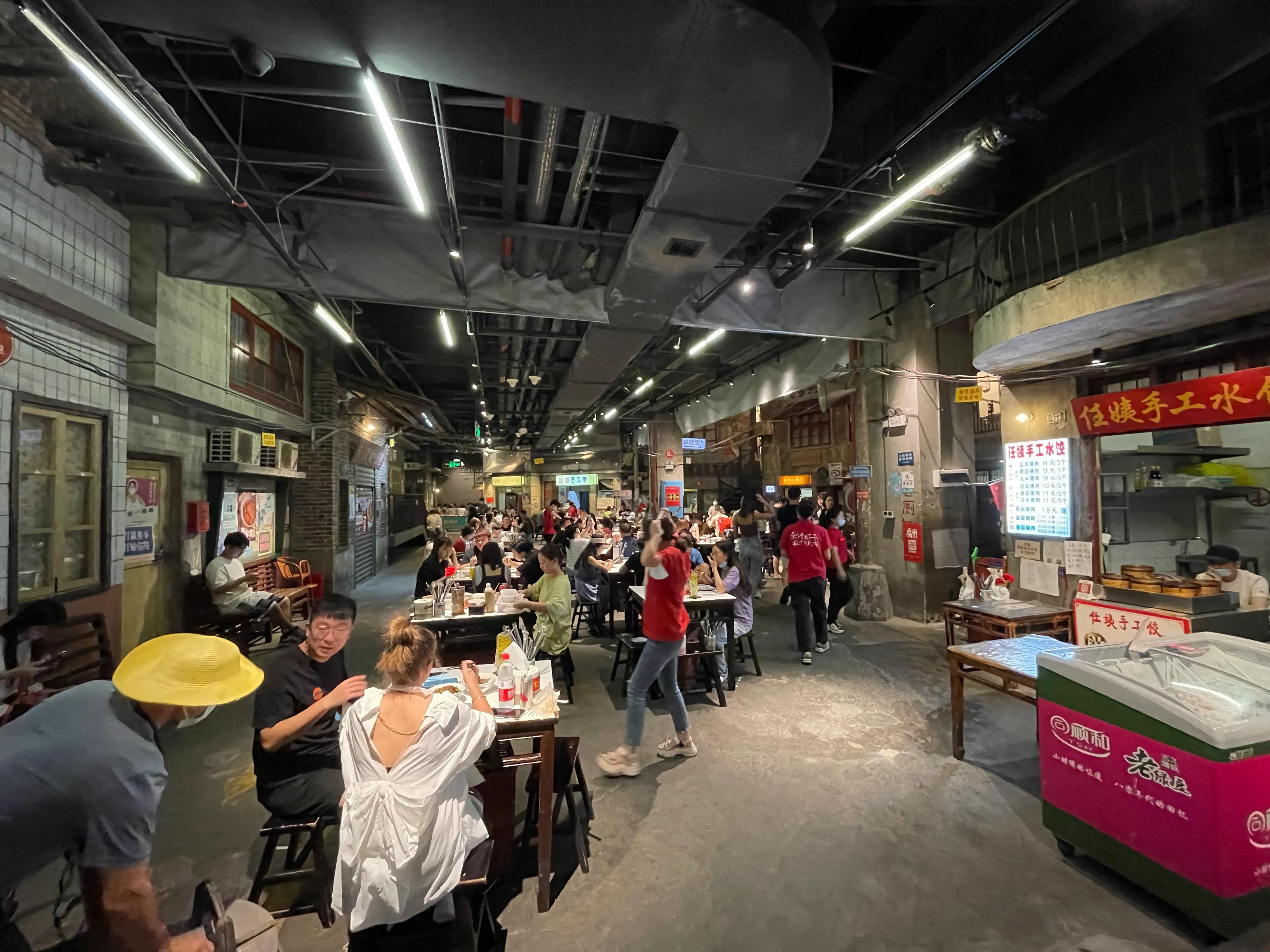 长沙超级文和友有什么区别,体验了长沙的繁华