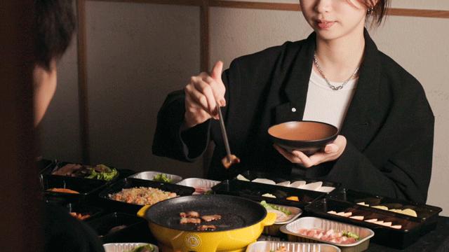 在家吃的烤肉火锅外卖,在家点烤肉外卖送锅