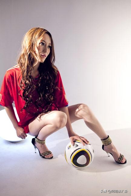 中国足球宝贝最靓丽,所有的足球宝贝谁的身材最好