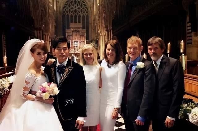 离异父母如何优雅出席子女婚礼？实用建议大公开！