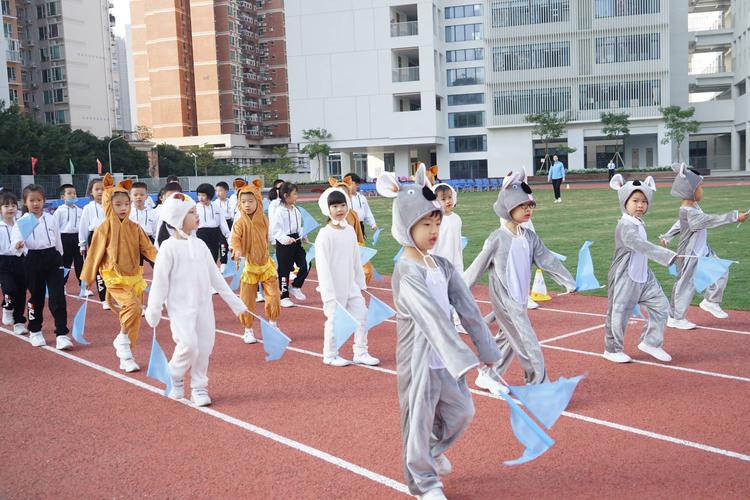 与书相伴与智慧同行,与书相伴静静地享受这段时光