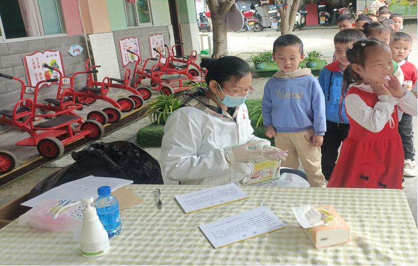芷江小星星启智幼儿园,呵护健康关爱成长幼儿园体检