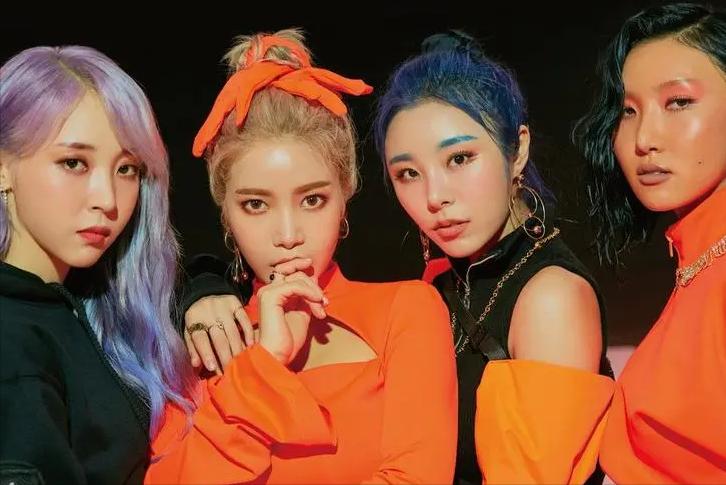 女星华莎被举报,华莎被告涉嫌演出淫乱罪