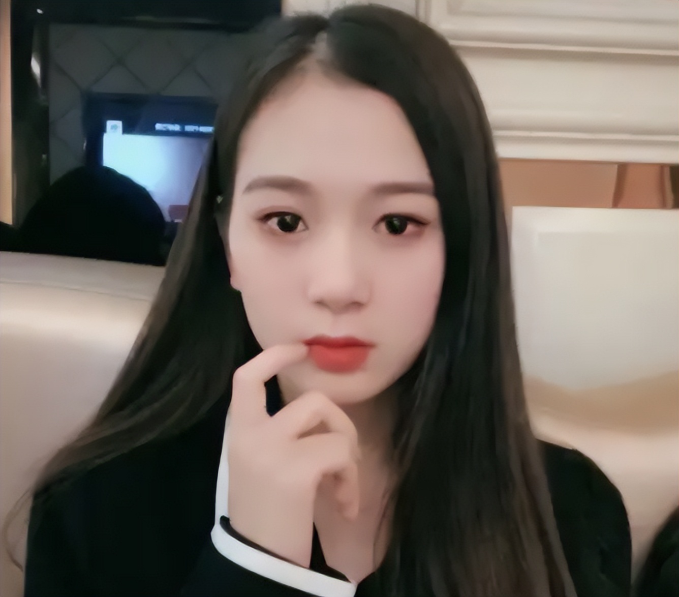 98年广东“厂妹”创业成功逆袭成董事长，身价78亿，如今惨遭戳穿