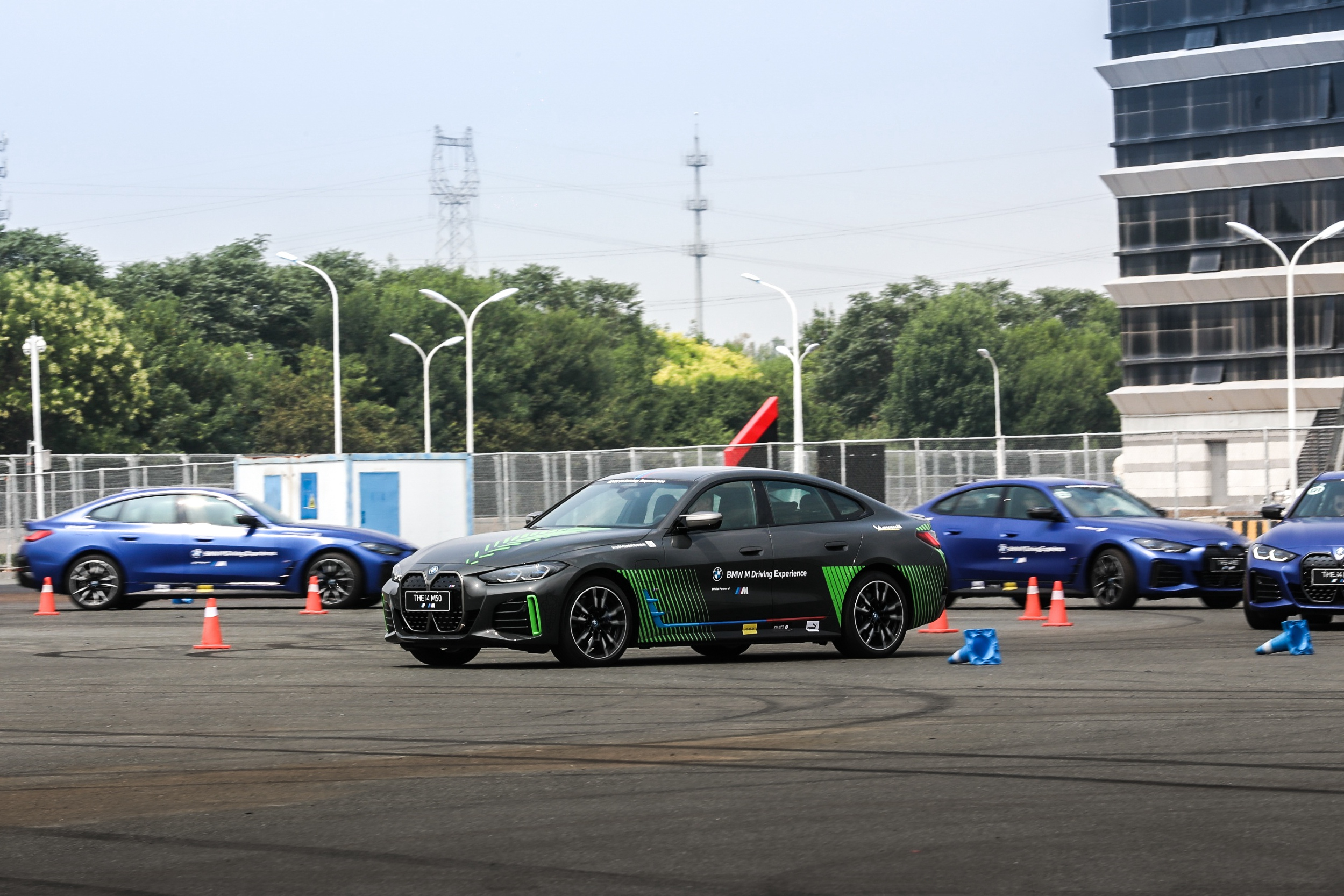 宝马50周年m标,宝马M系列50周年纪念