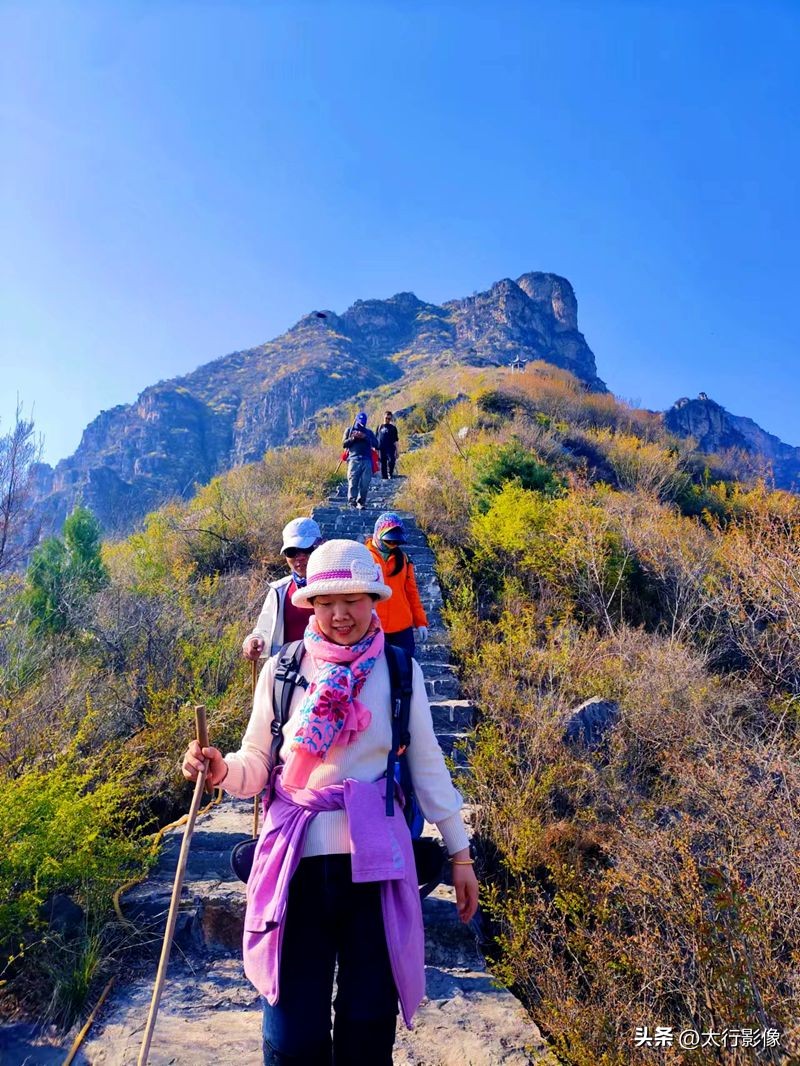 山西太行山大峡谷风景区拍照打卡,南岭太行山