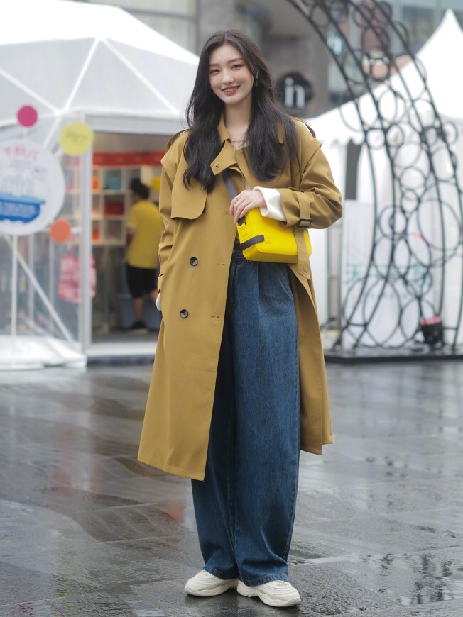 藏蓝色裙子搭配什么颜色外套好看,春款时尚气质女装外套百搭洋气