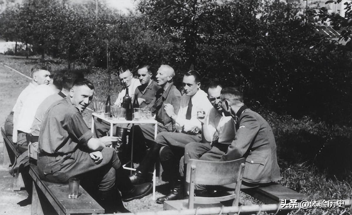 晚清大太监李莲英老照片,清末老照片慈禧眼袋下垂