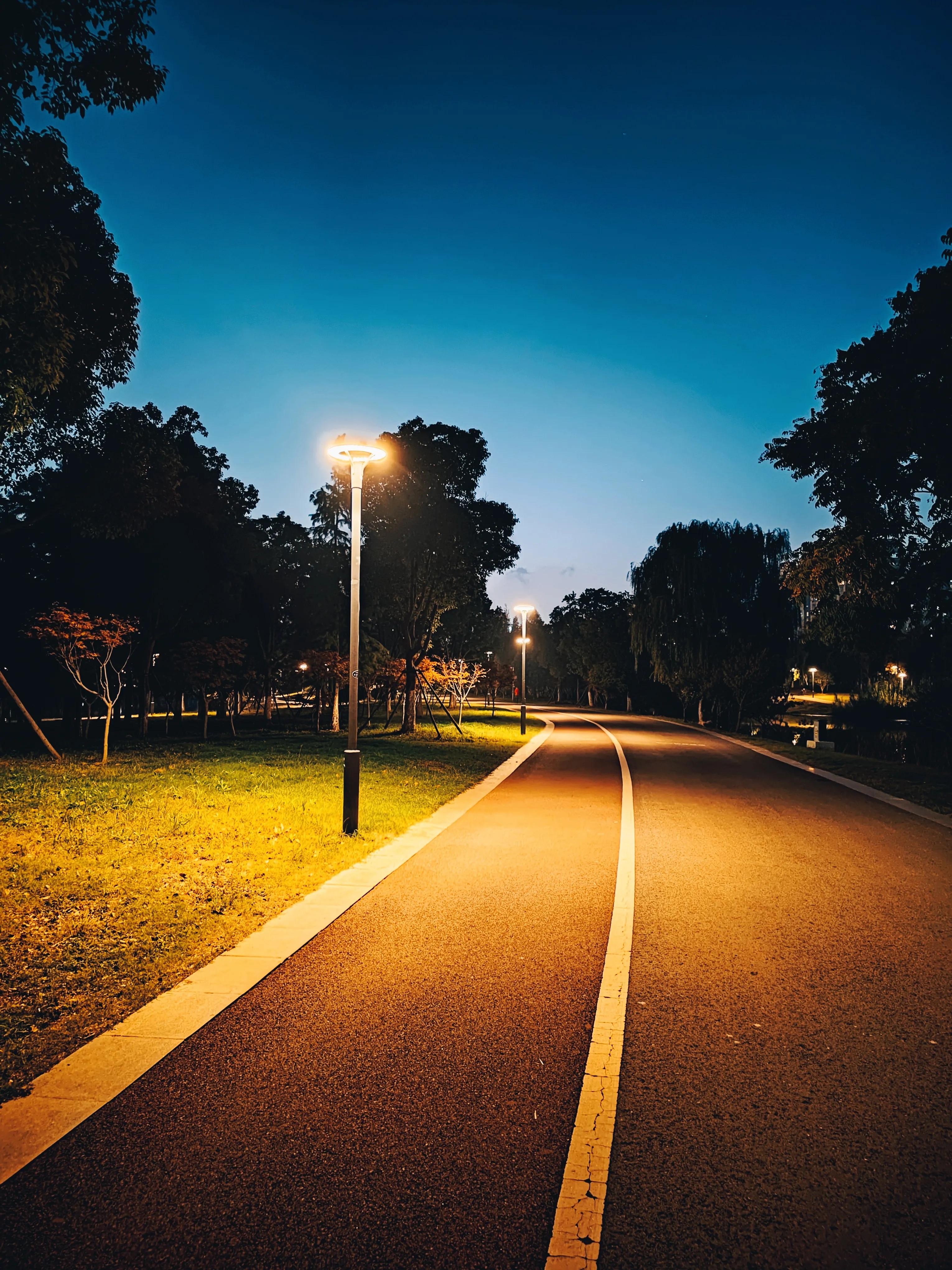 晚游扬州,夜游仙林湖