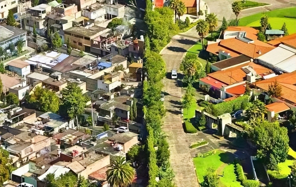 鸟巢耗时几年修建成功,15年耗资100亿美元