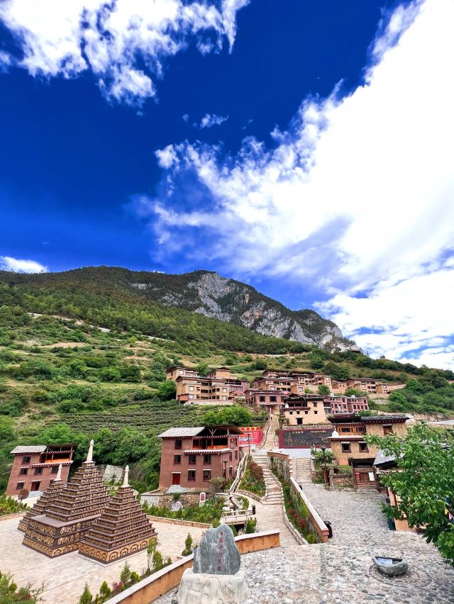 香格里拉十大景点推荐英文,香格里拉的十大最好景点