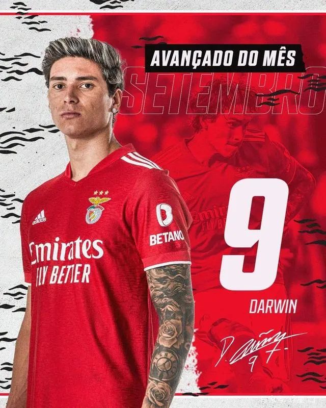 中国足球队和外国足球队的差距,中国男足和国外足球对比