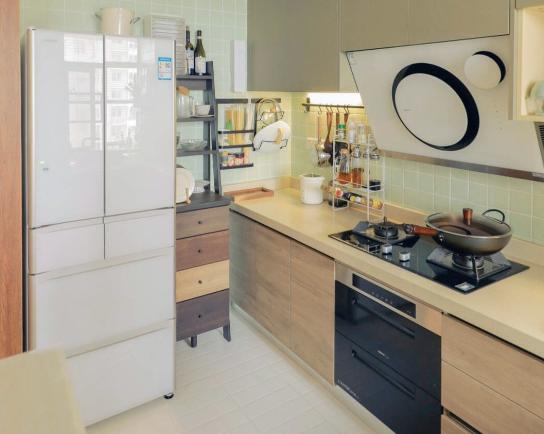 日立冰箱小身材大容量,日立冰箱最大优势