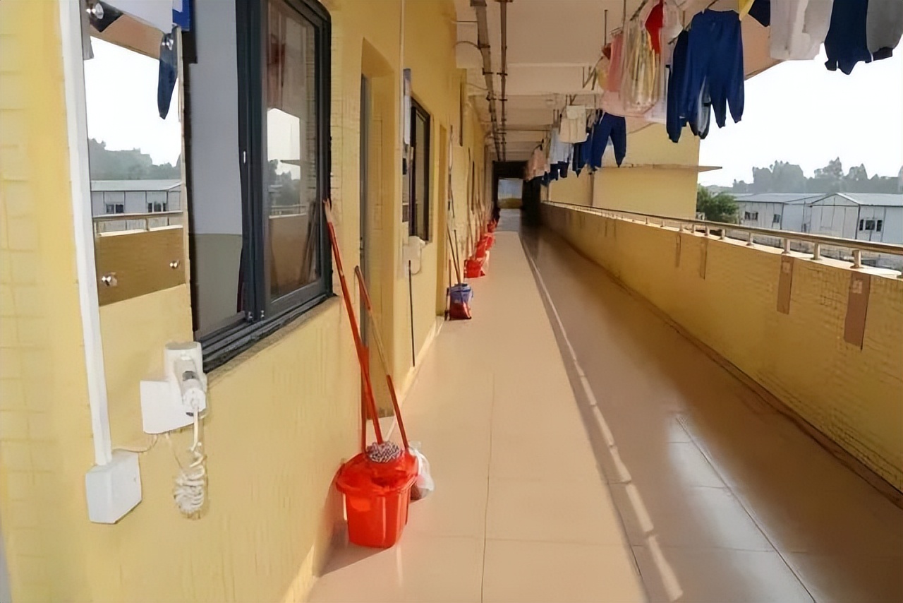 广州公办初中哪个有住宿,广州哪个初中学校住宿最好