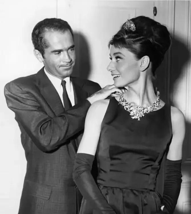 tiffanyco微笑项链,tiffany蒂芙尼手镯明星款