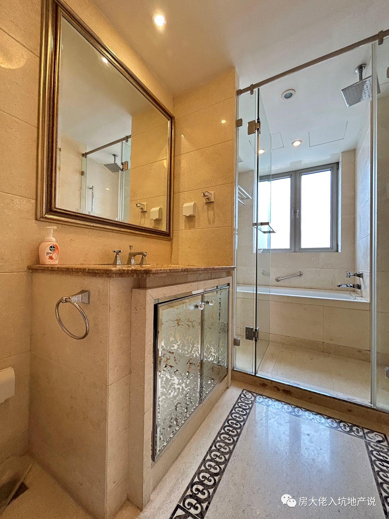 融创滨江壹号院平层江景房还卖吗 (中山南一路500弄 融创滨江壹号院)